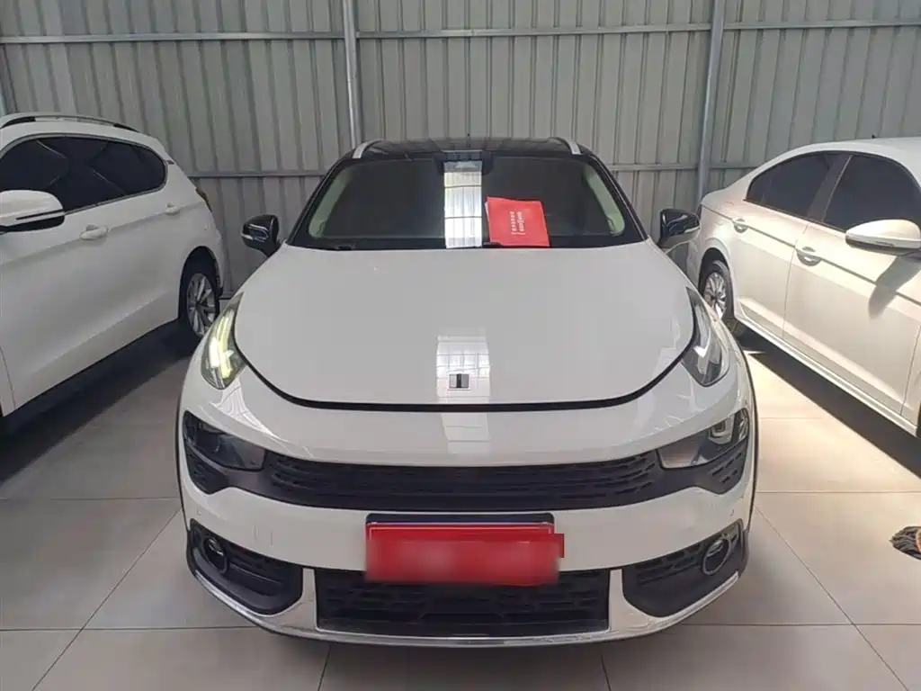 Lynk & Co 02 2018 2.0T DCT AWD Pro Edition China V фото 3