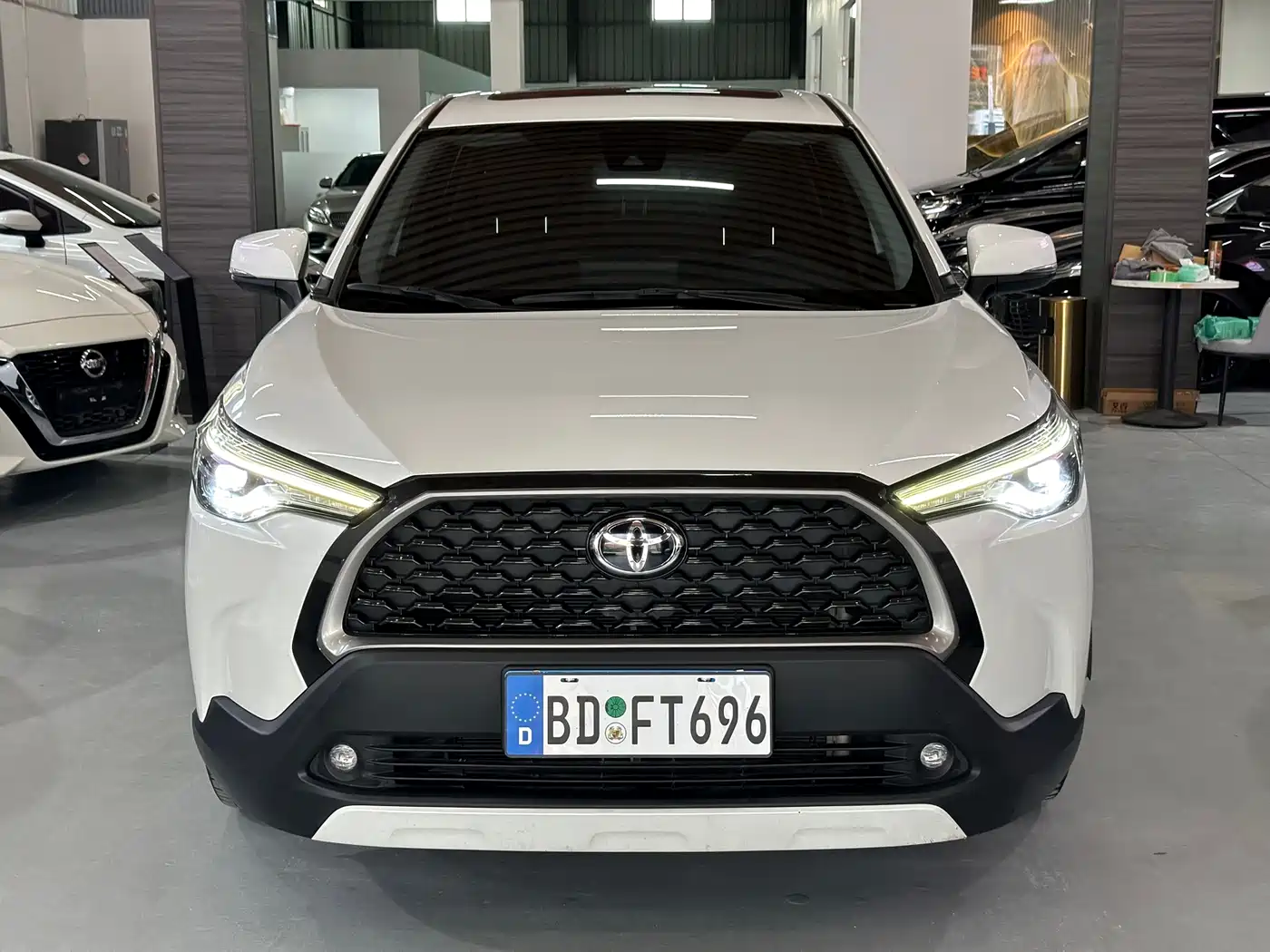 Toyota Corolla Cross 2022 2.0L Luxury Edition фото 2