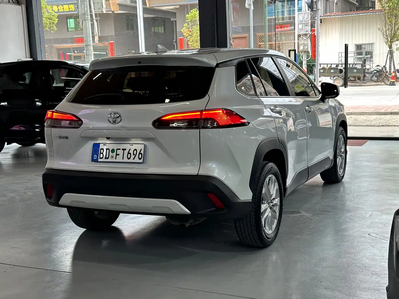 Toyota Corolla Cross 2022 2.0L Luxury Edition фото 12