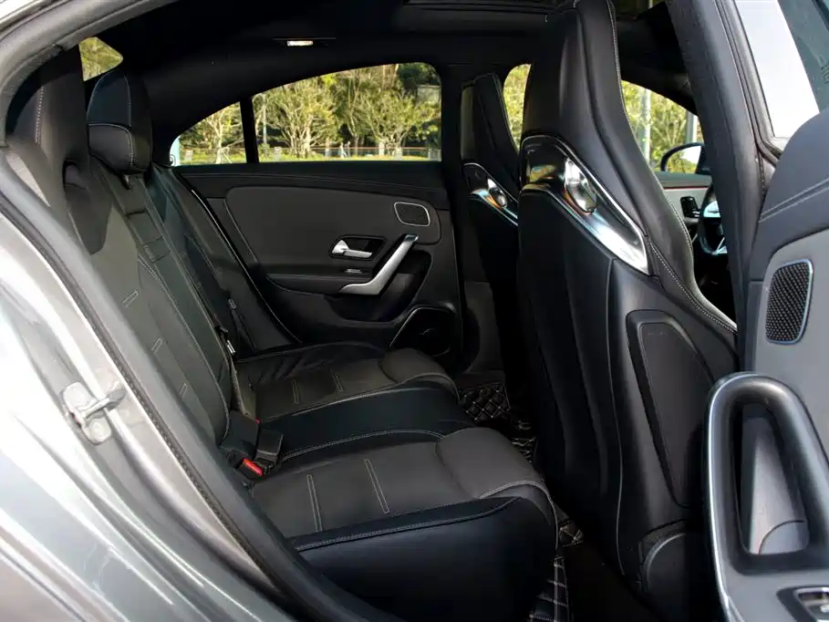 Mercedes-Benz CLA AMG 2023 AMG CLA 45 4MATIC+ фото 13