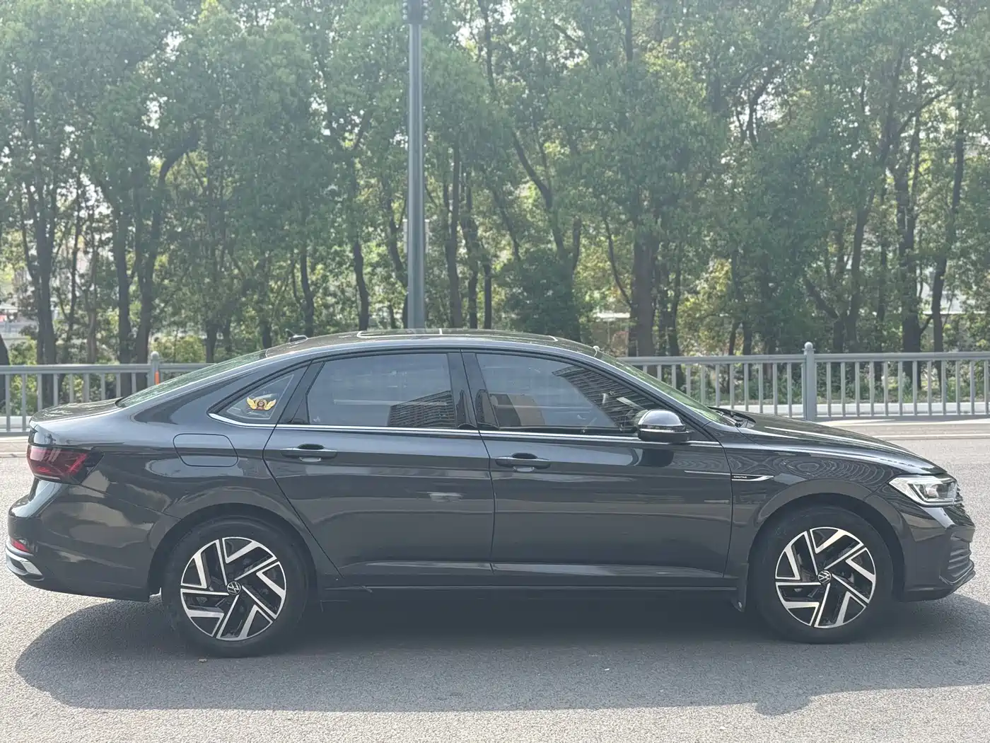 Volkswagen Sagitar 2024 300TSI DSG Surpass Edition фото 4