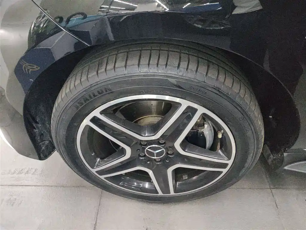 Mercedes-Benz GLE AMG 2017 AMG GLE 43 4MATIC фото 25