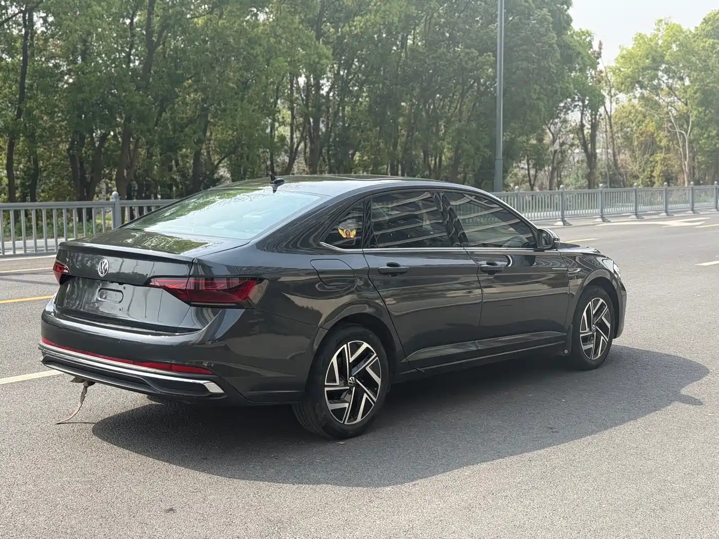 Volkswagen Sagitar 2024 300TSI DSG Surpass Edition фото 5