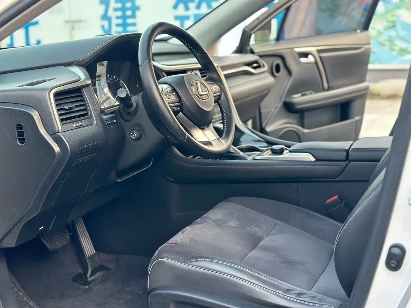 Lexus RX 2016 300 2WD Comfort Edition China V фото 6
