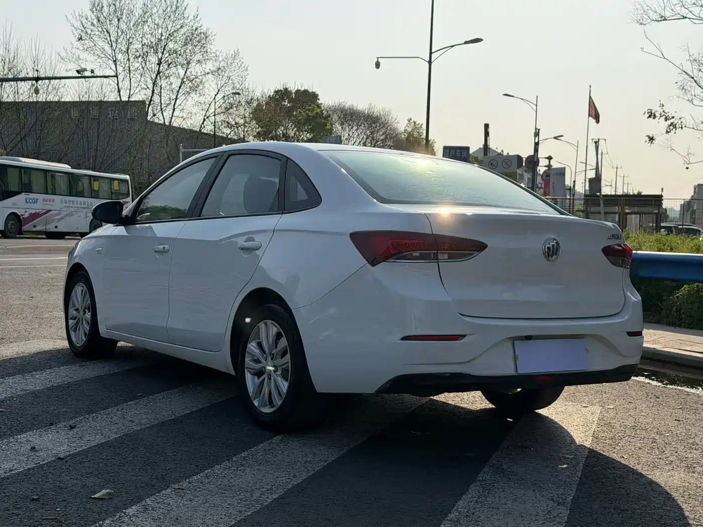 Buick Excelle 2021 Exemplar 1.5L Auto Elite фото 5