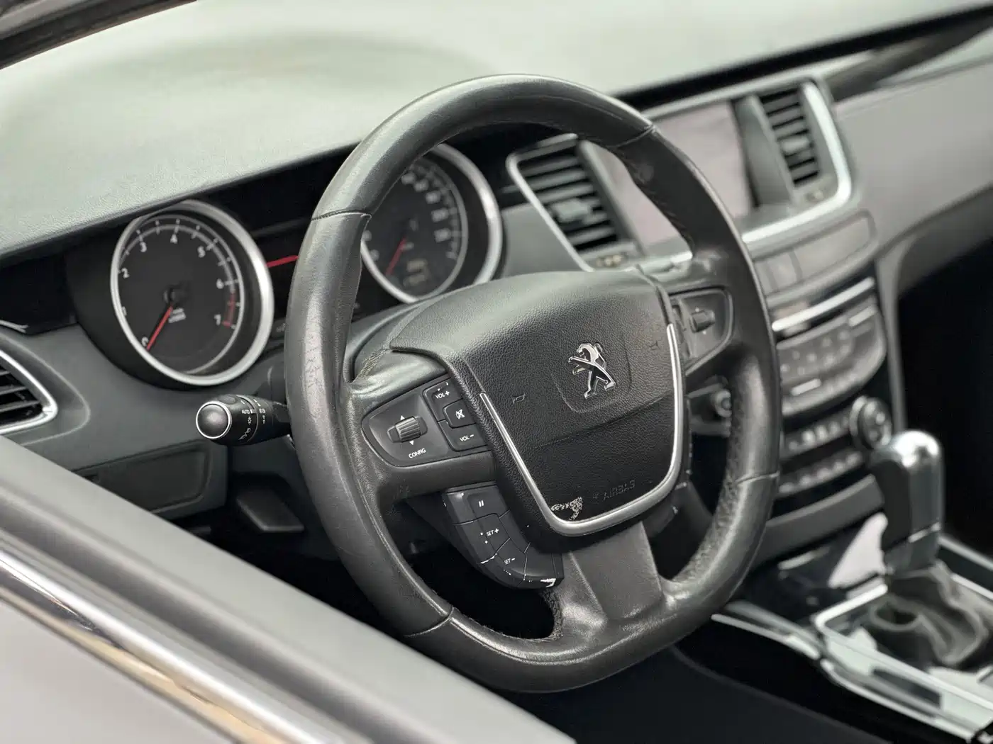 Peugeot 508 2013 2.3L Roland Garros Edition фото 20