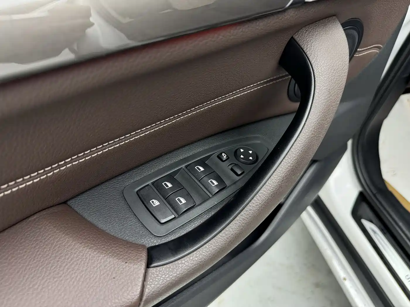 BMW X1 2019 xDrive20Li Premium Model фото 13