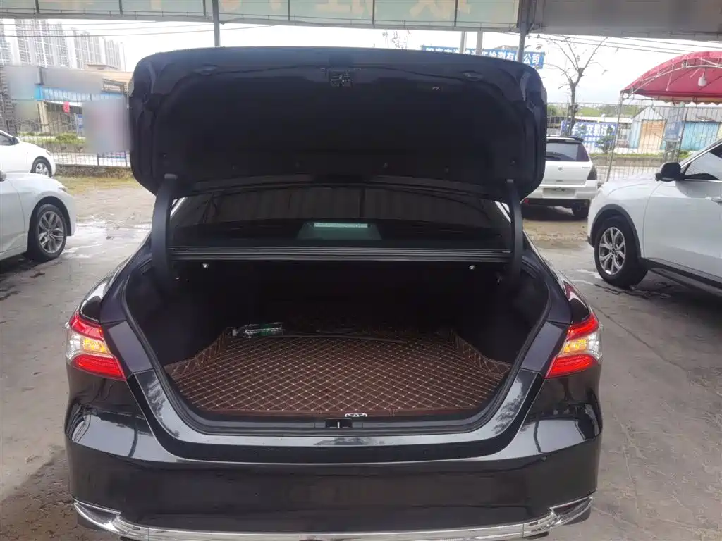 Toyota Camry 2023 2.0G Luxury Edition фото 15