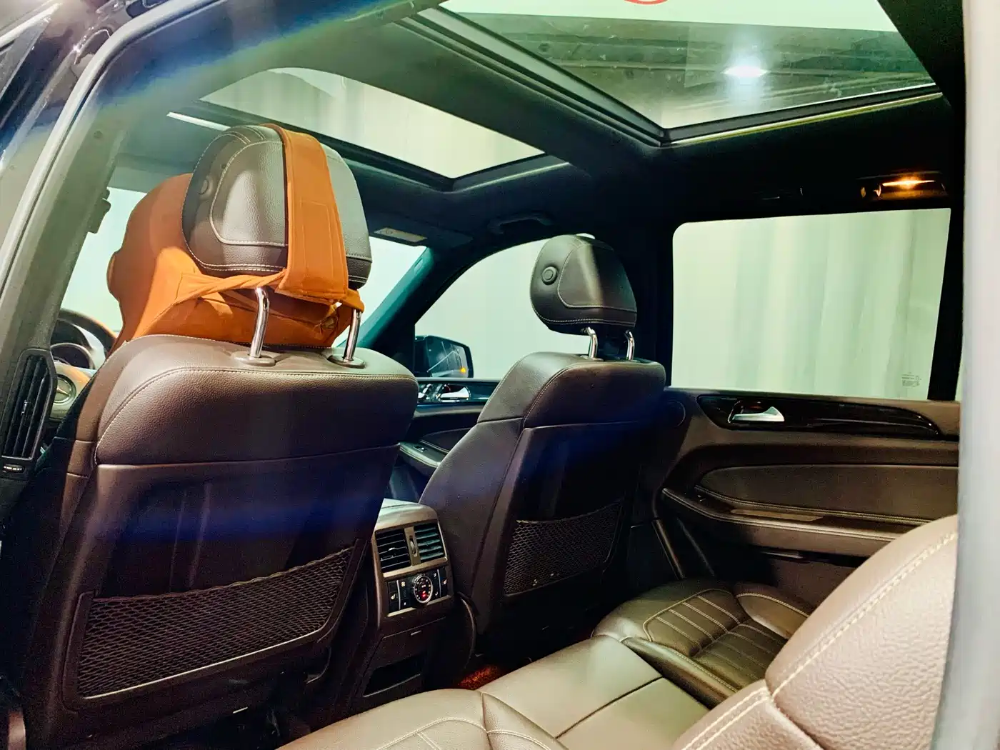 Mercedes-Benz GLS 2018 GLS 400 4MATIC Luxury фото 14