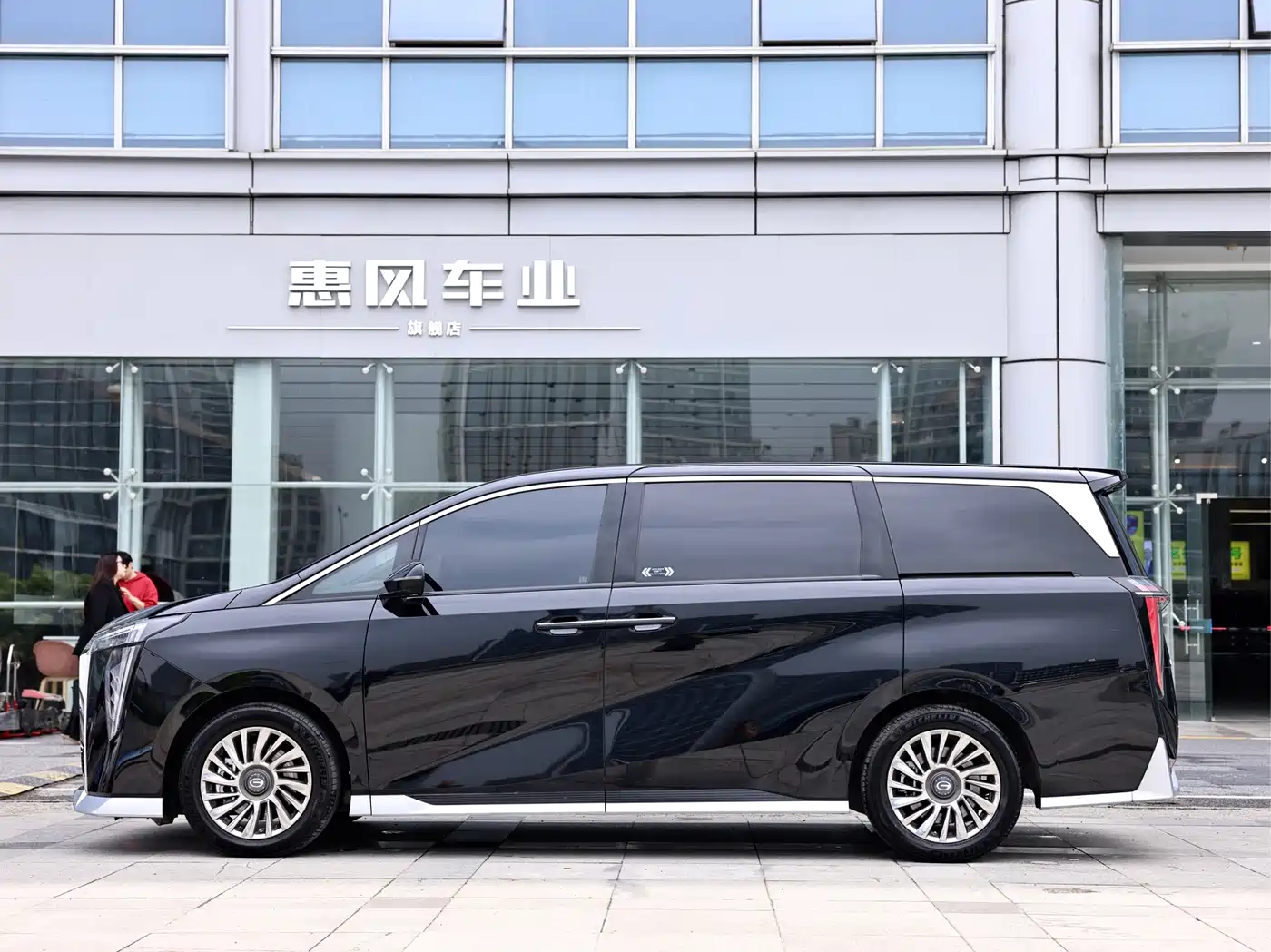 GAC Trumpchi Trumpchi M8 2024 Patriarch Series 400T Ultimate Edition фото 6