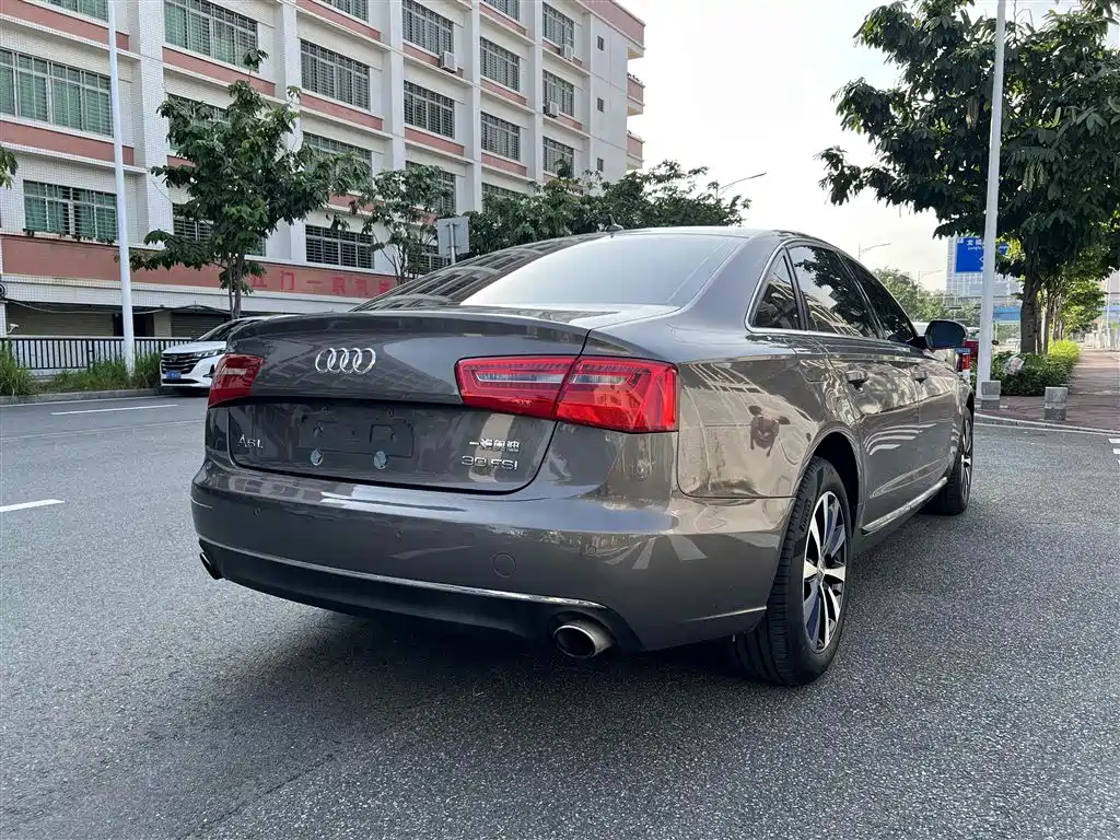 Audi A6L 2014 30 FSI Comfort фото 8