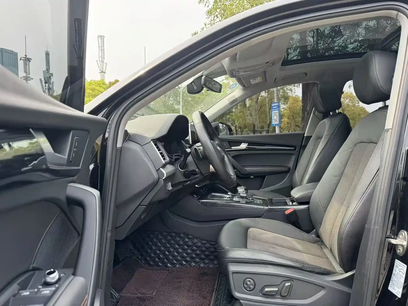 Audi Q5L 2018 40 TFSI Prestige Fashion (China V) фото 3