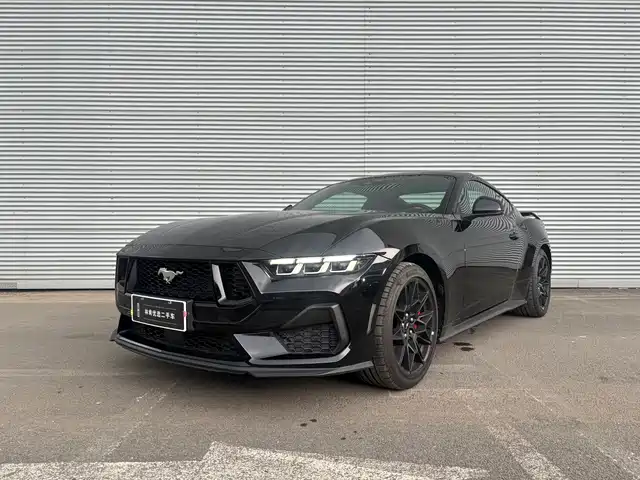 Ford Mustang 2.3T EcoBoost, жёсткая крыша, Перформанс