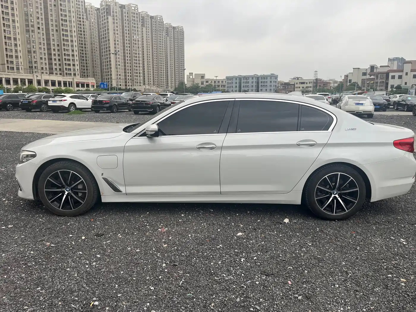 BMW 5 SERIES NEW ENERGY