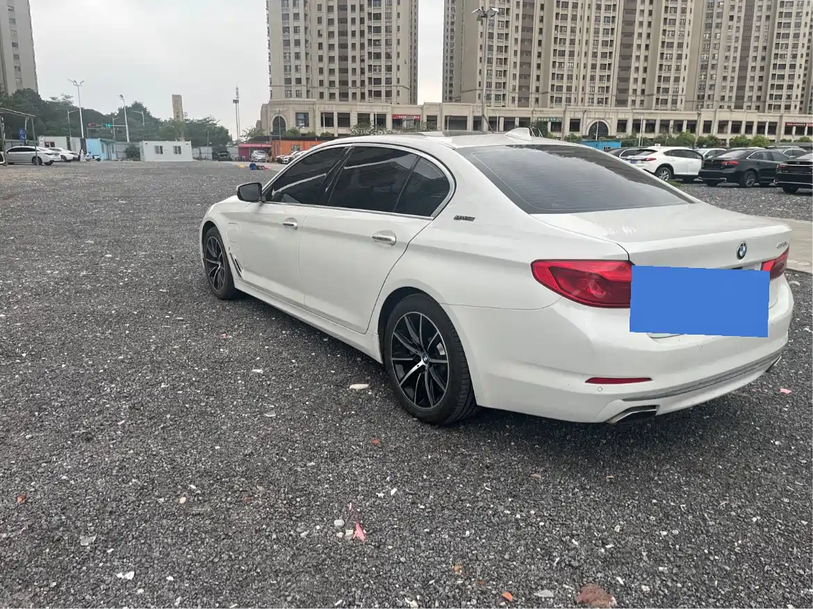 BMW 5 SERIES NEW ENERGY
