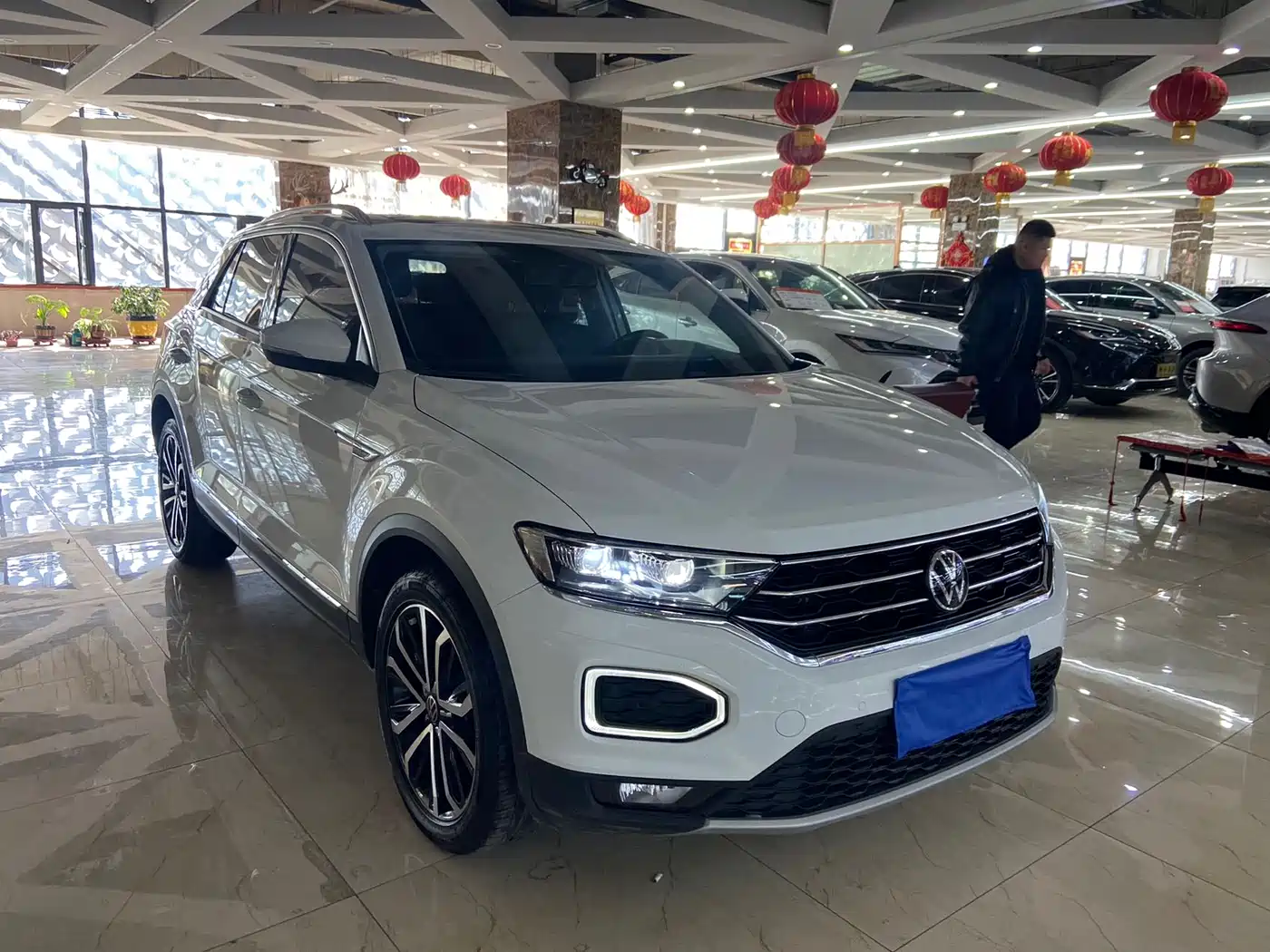 Volkswagen T-ROC 2022 280TSI DSG 2WD Comfort PLUS фото 3