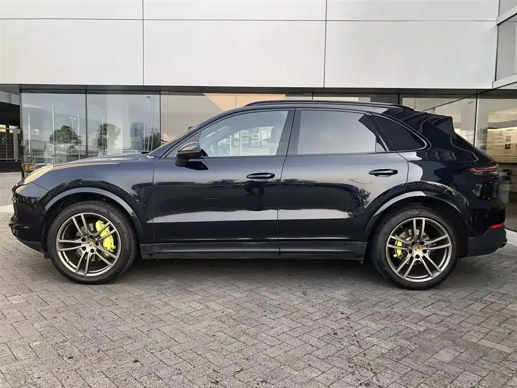 Porsche Cayenne 2019 Cayenne 3.0T фото 2