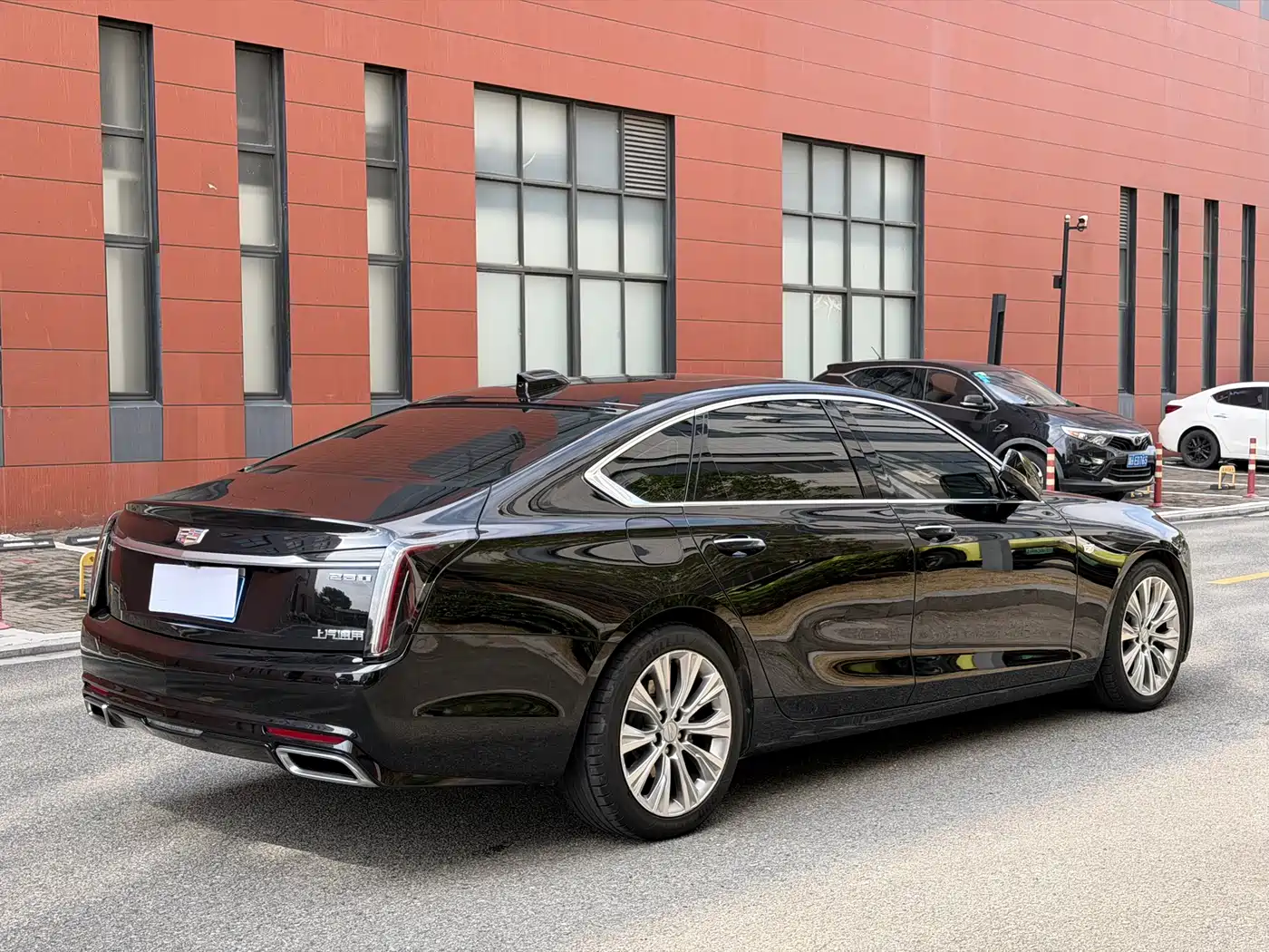 CADILLAC CT6