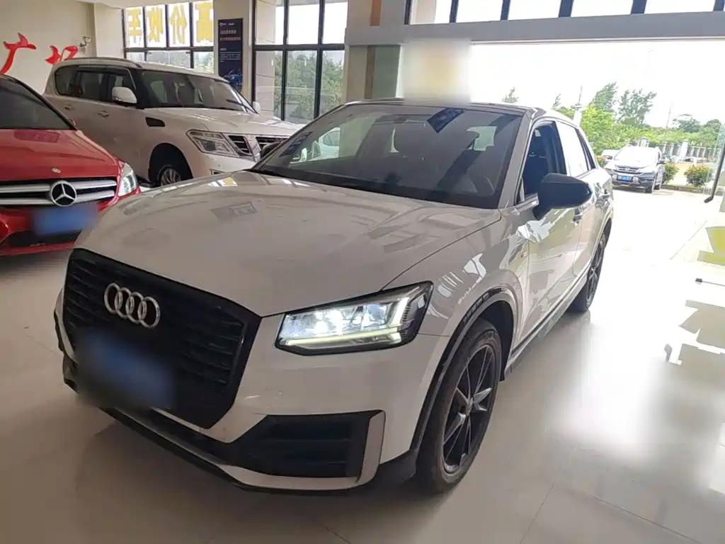Audi Q2L 2021 Model 35 TFSI Fashion Dynamic
