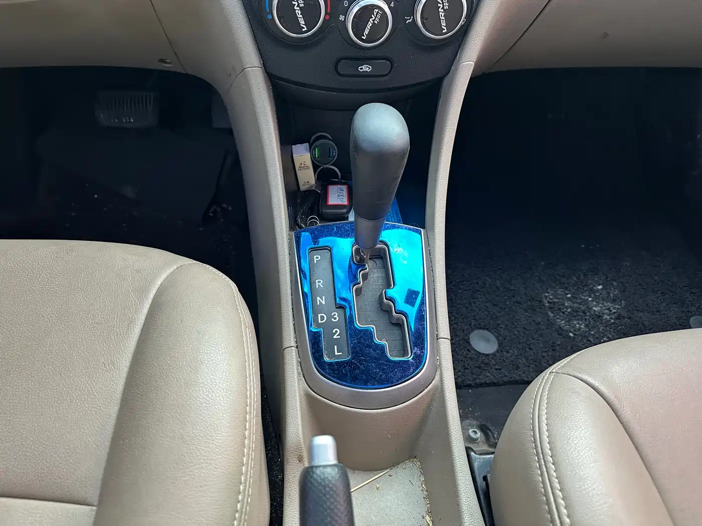 Hyundai Verna 2016 1.4L Automatic Leading GLX фото 10