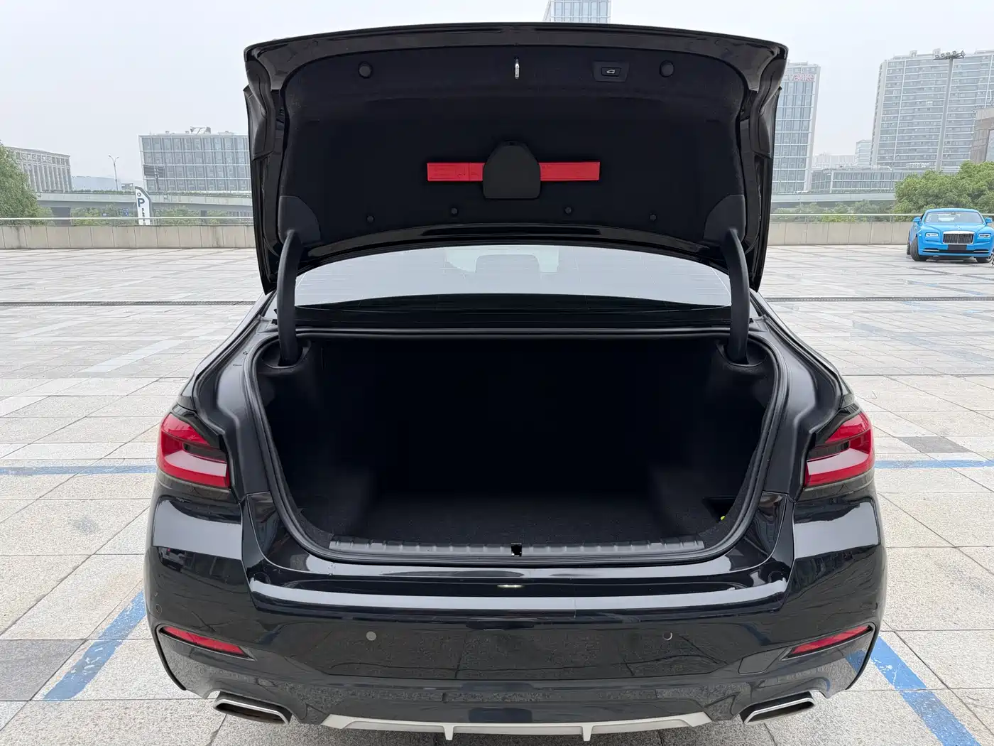 BMW 5 Series 2021 530Li xDrive M Sport Package фото 26