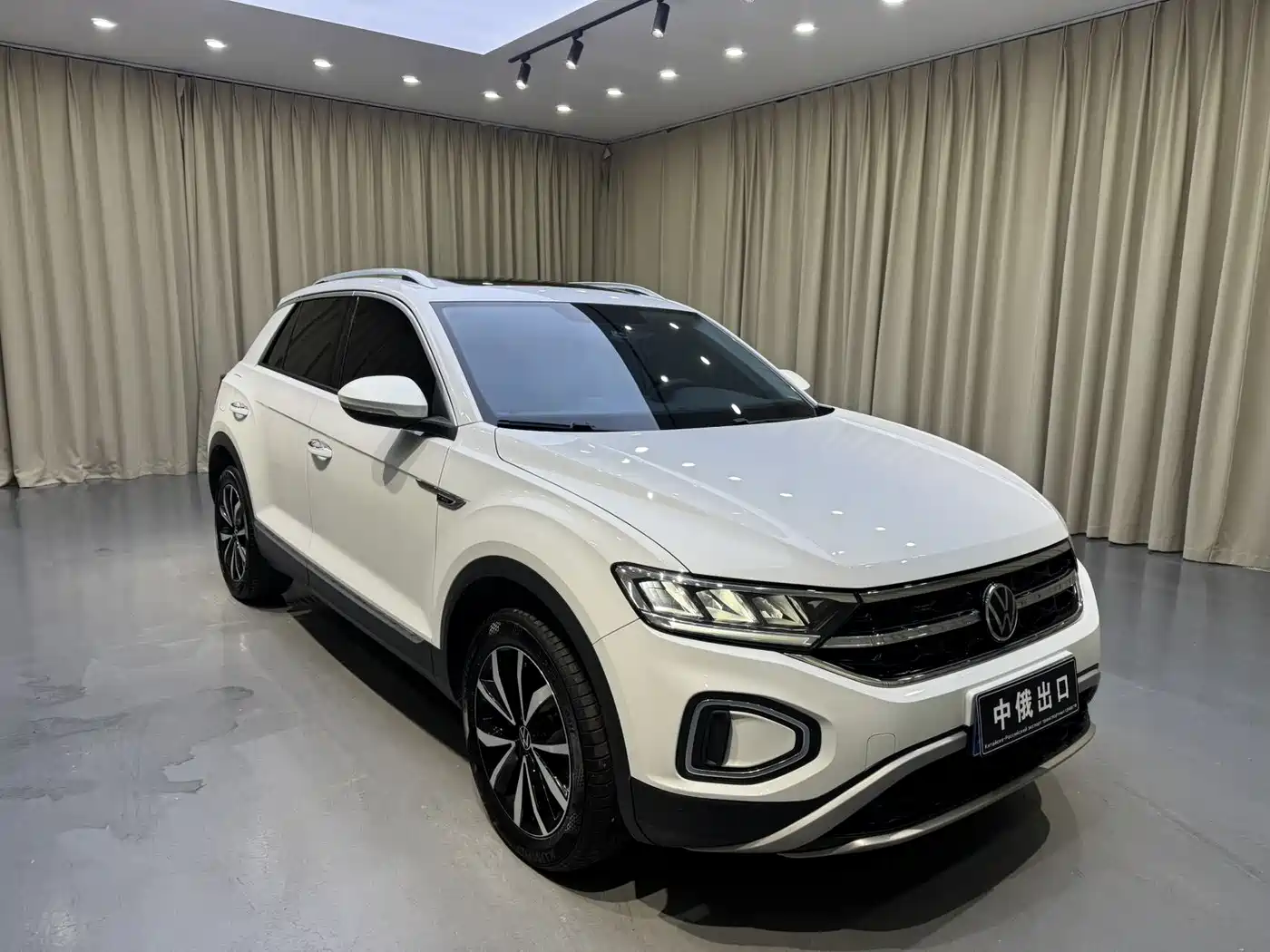 Volkswagen T-ROC 2023 280TSI DSG 2WD Time Edition фото 3