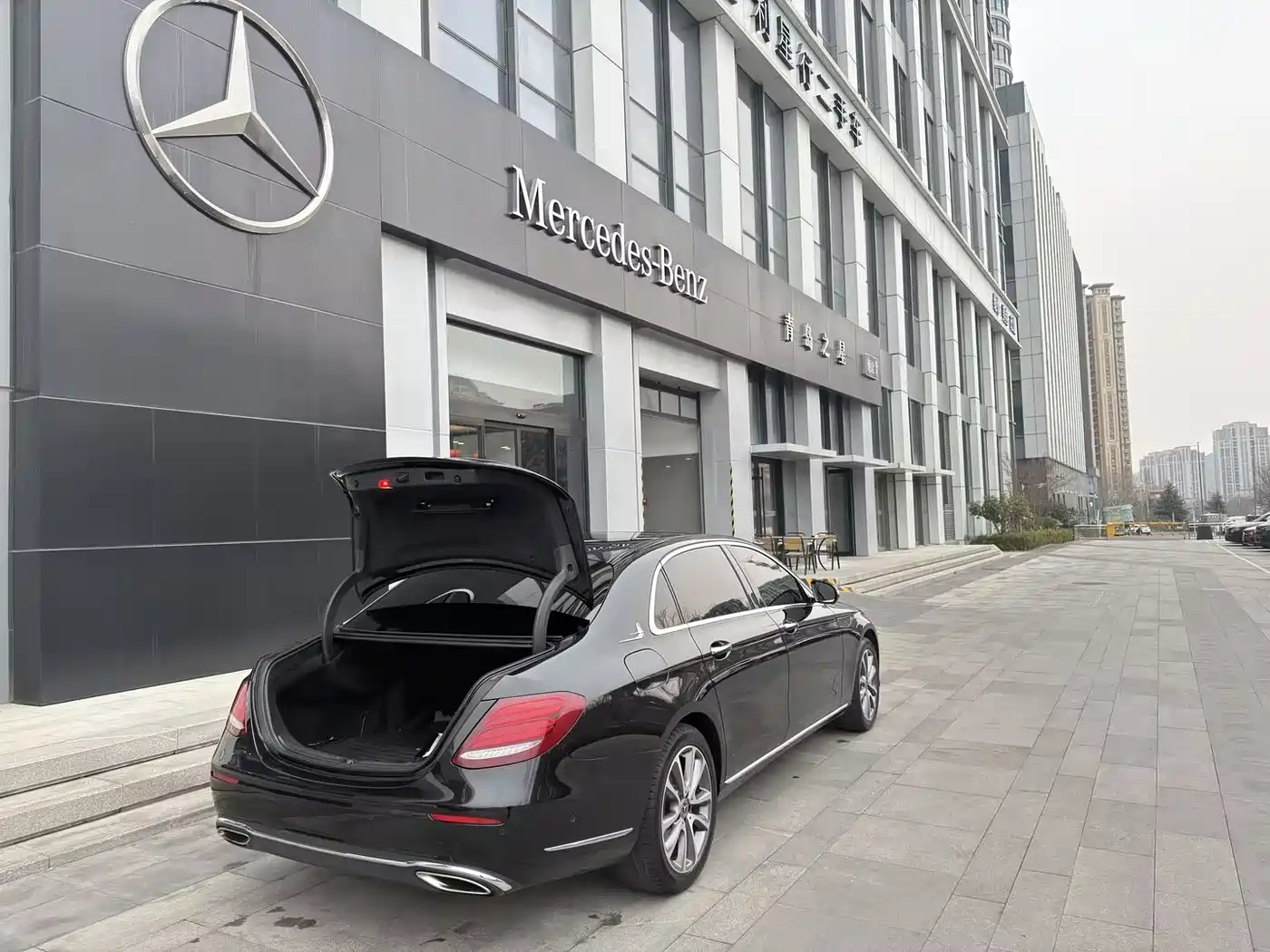 Mercedes-Benz E-Class 2020 E 260 L фото 16