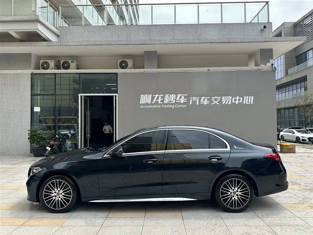 Mercedes-Benz C-Class 2025 C 260 L Sport Edition фото 23