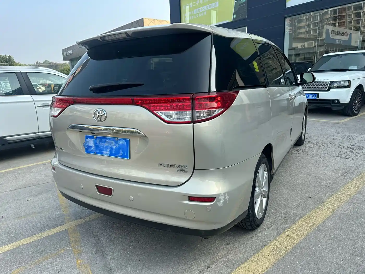 Toyota Previa фото 4