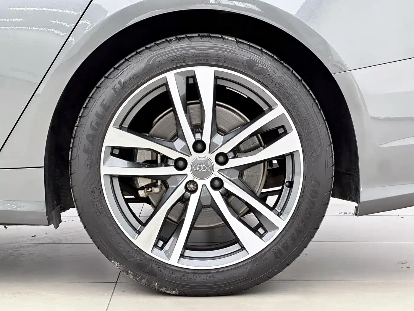 Audi A6L 2020 40 TFSI Luxury Dynamic фото 12