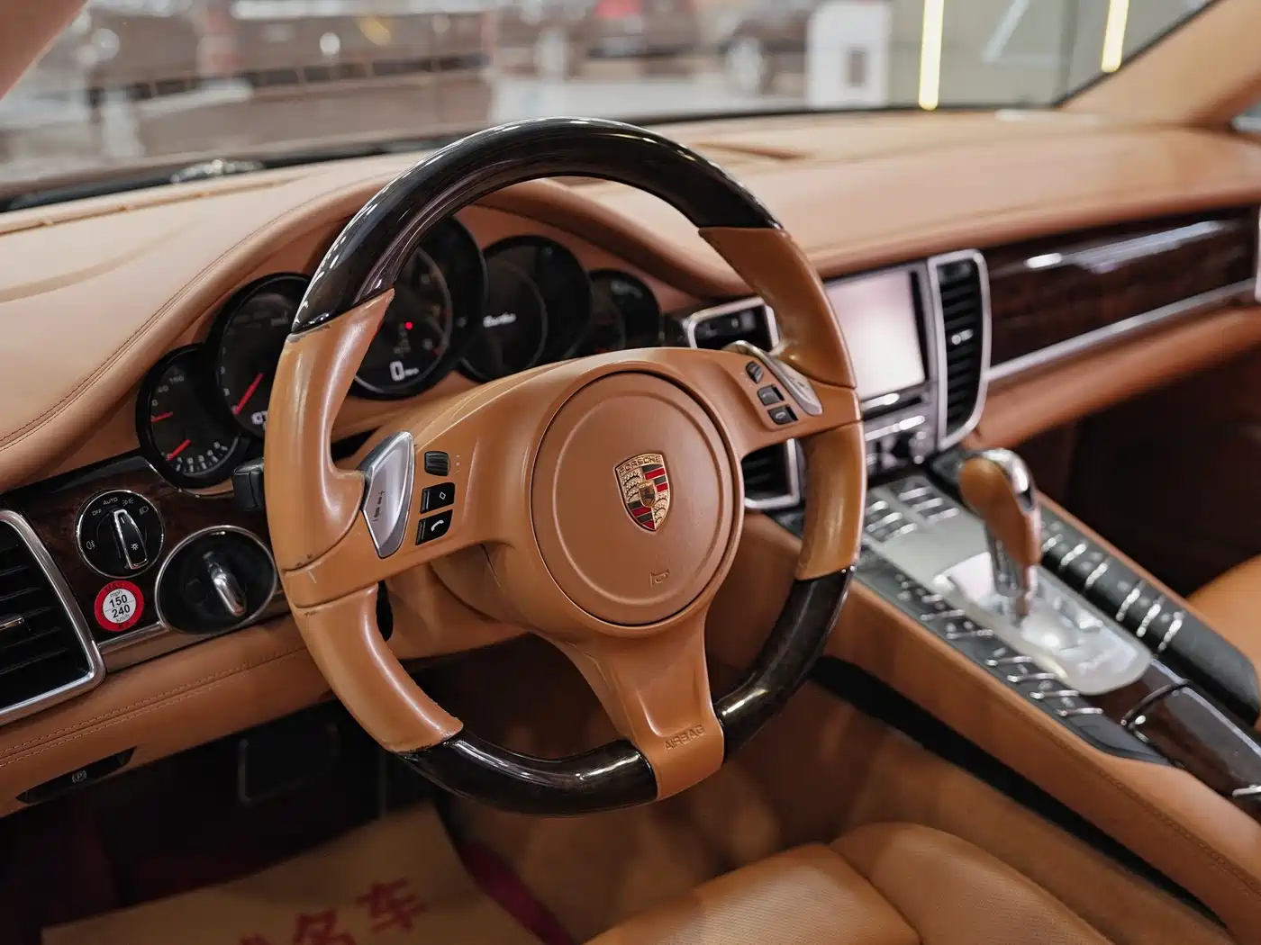 Porsche Panamera 2014 Panamera Turbo Executive 4.8T фото 12