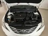 Photo 20 - Hyundai Sonata