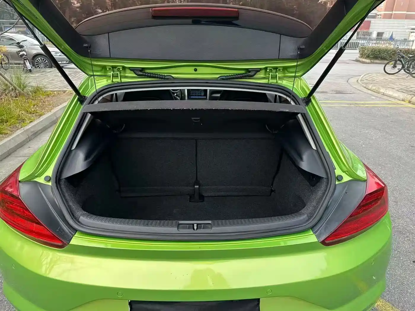 Volkswagen Scirocco 2015 1.4TSI Trend Edition фото 7