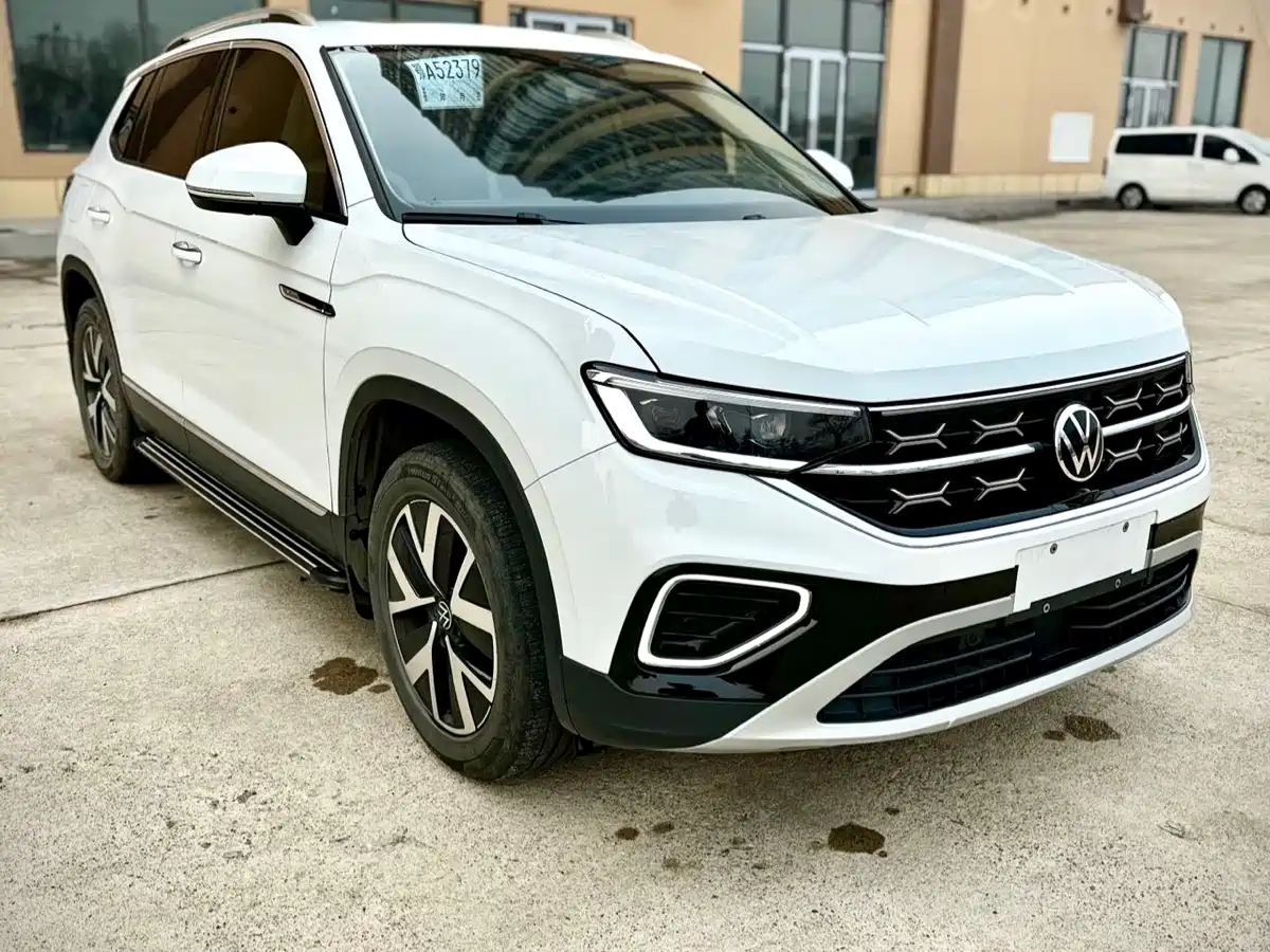 Volkswagen Tayron 2023 280TSI 2WD Luxury Plus Advanced Edition фото 3