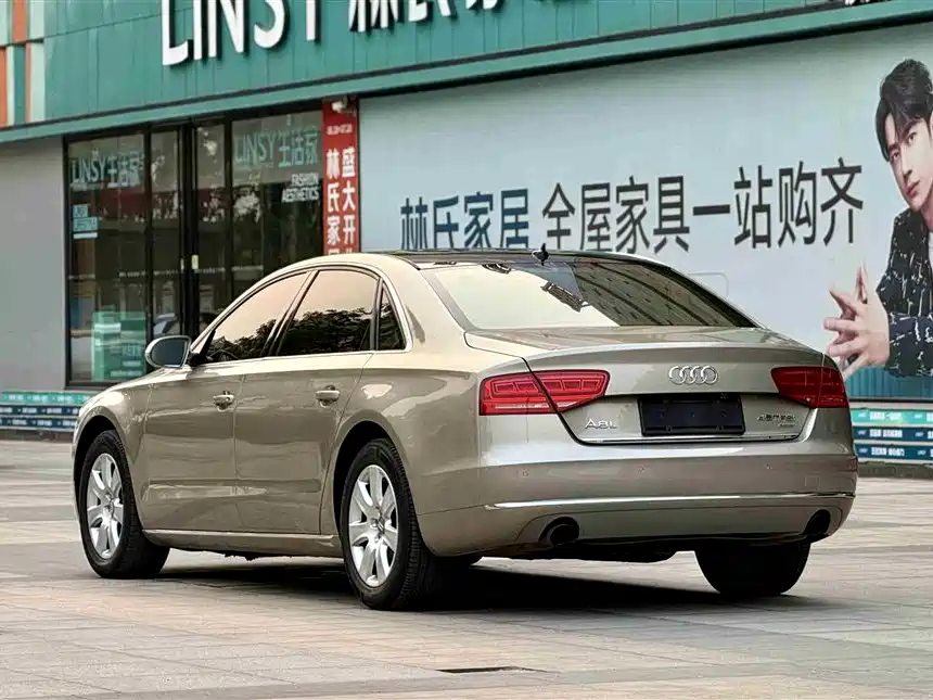 Audi A8 2013 A8L 45 TFSI quattro Comfort фото 6