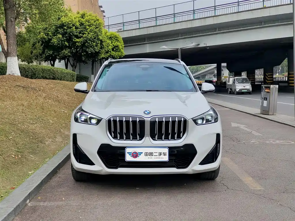 BMW X1 2023 sDrive25Li M Sport Package фото 2