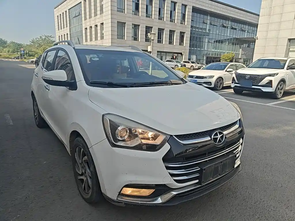 JAC Motors Refine S2 2016 2015 1.5L CVT Luxury Smart