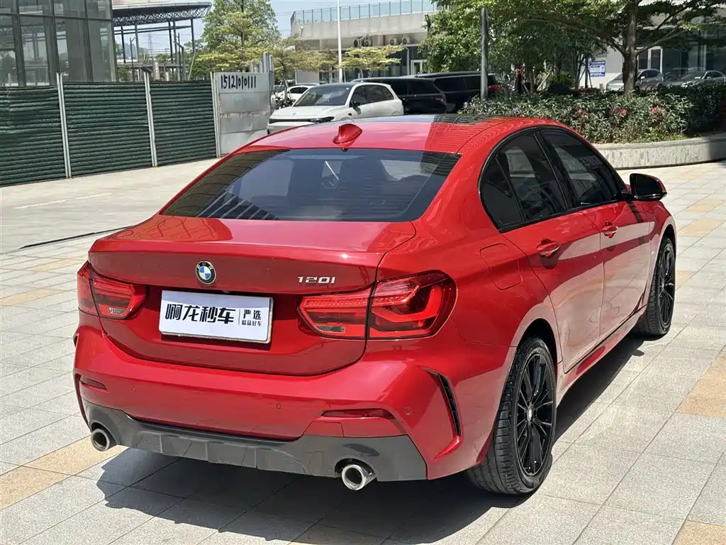 BMW 1 Series 2020 Model 120i M Sport Package фото 18