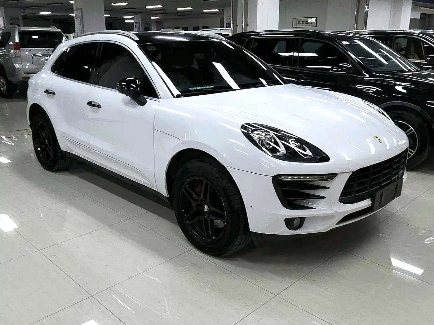 Porsche Macan 2014 Macan 2.0T фото 3