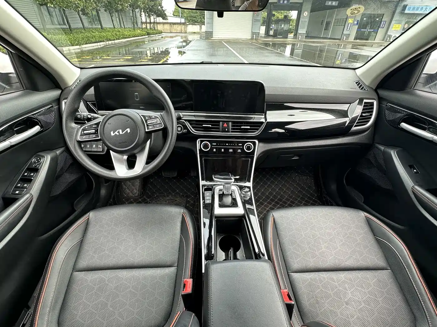 Kia Seltos 2025 2023 1.5L CVT Luxury Edition
