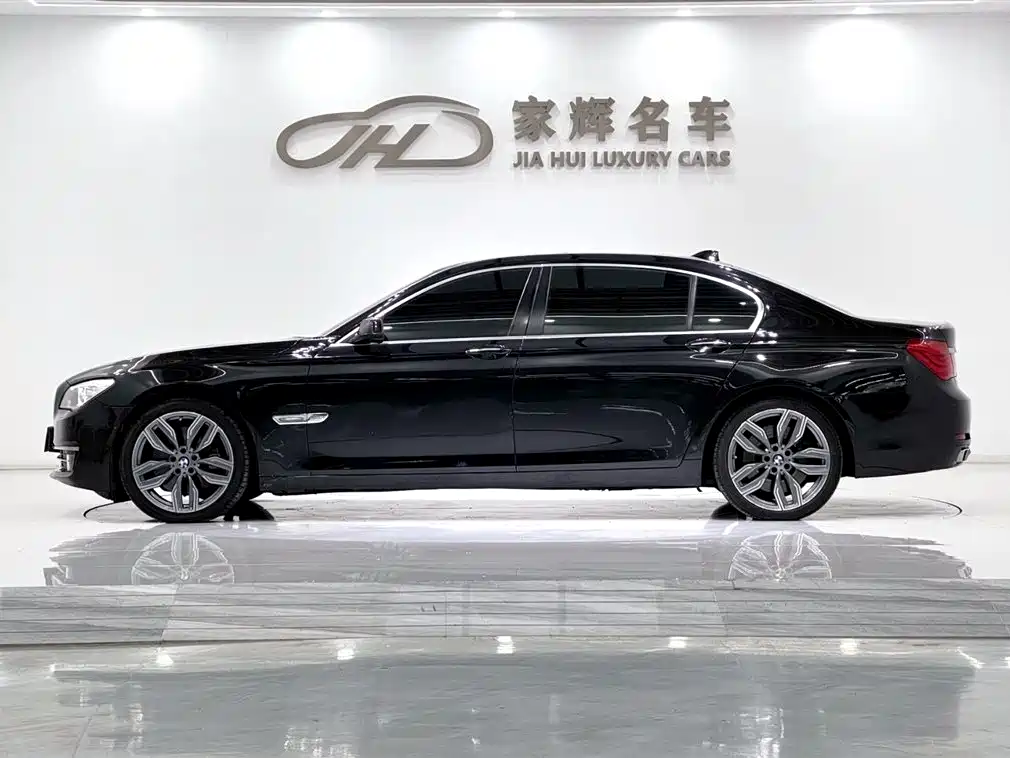 BMW 7 Series 2013 Model 760Li фото 4