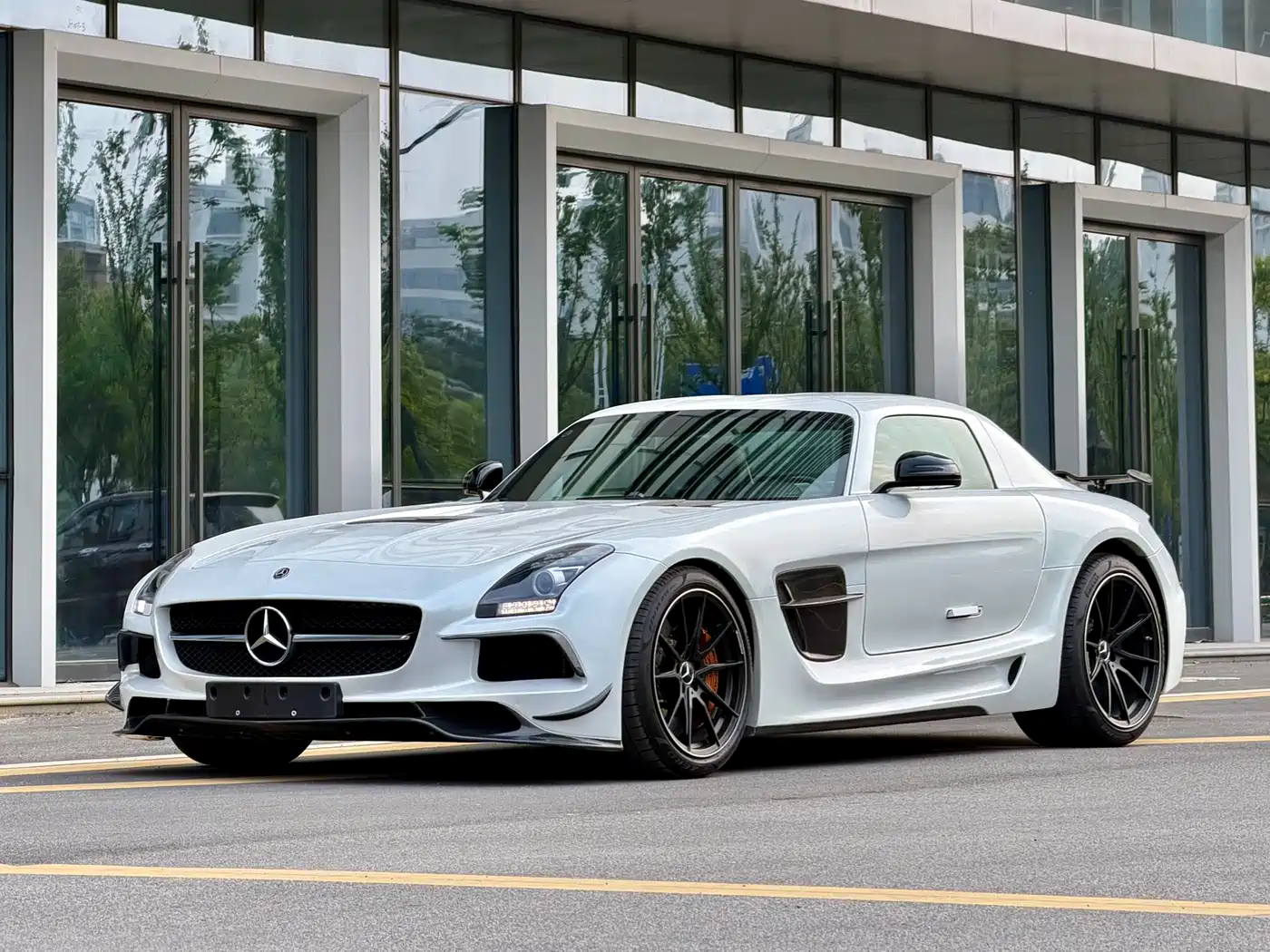 Mercedes-Benz SLS AMG 2011 SLS AMG фото 2