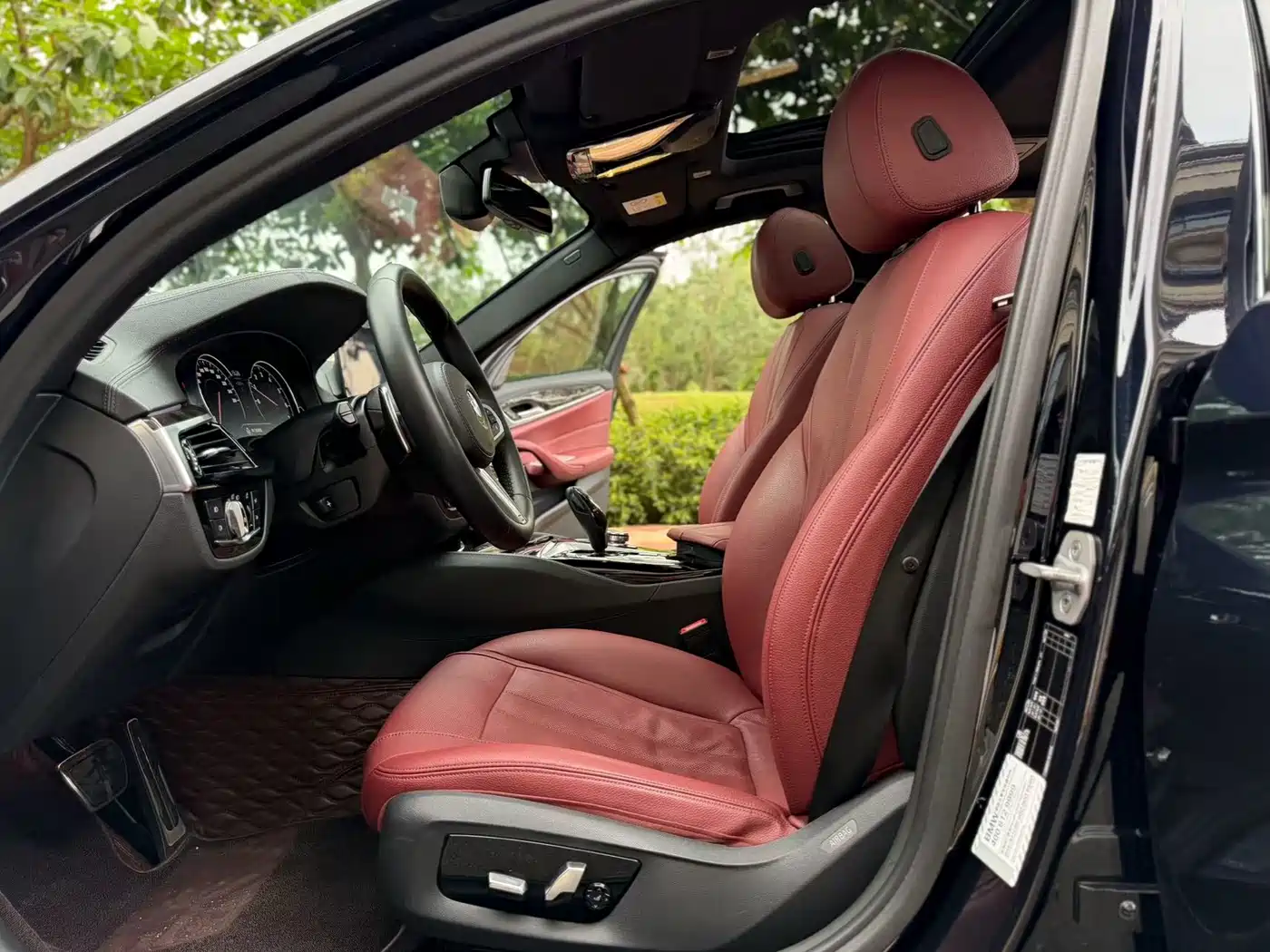 BMW 5 Series 2018 530Li Premium M Sport Package фото 5