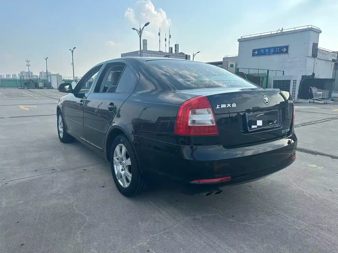 Škoda Octavia 2014 2.0L Auto Yijie Edition фото 6