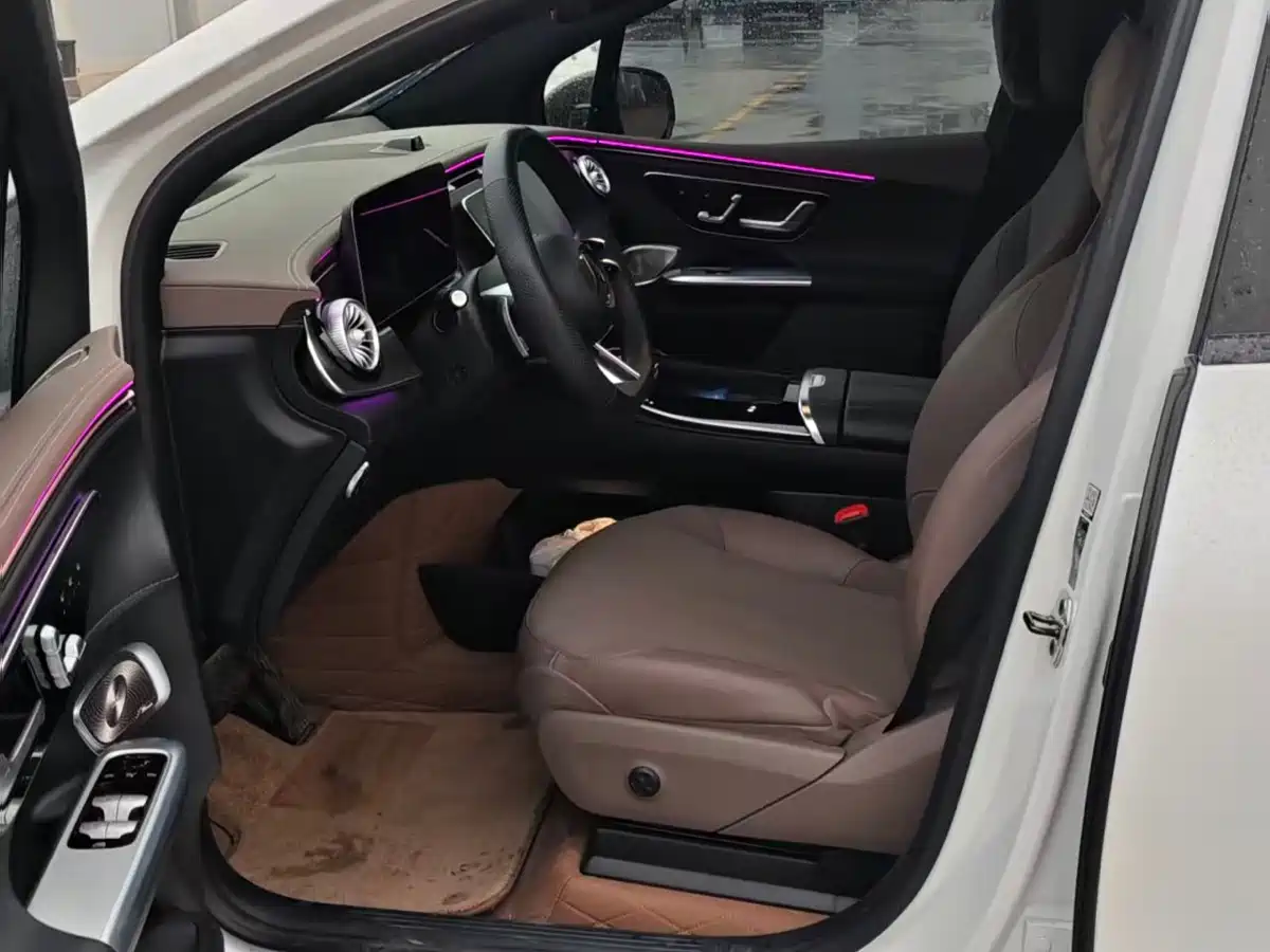 MERCEDES-BENZ EQE SUV