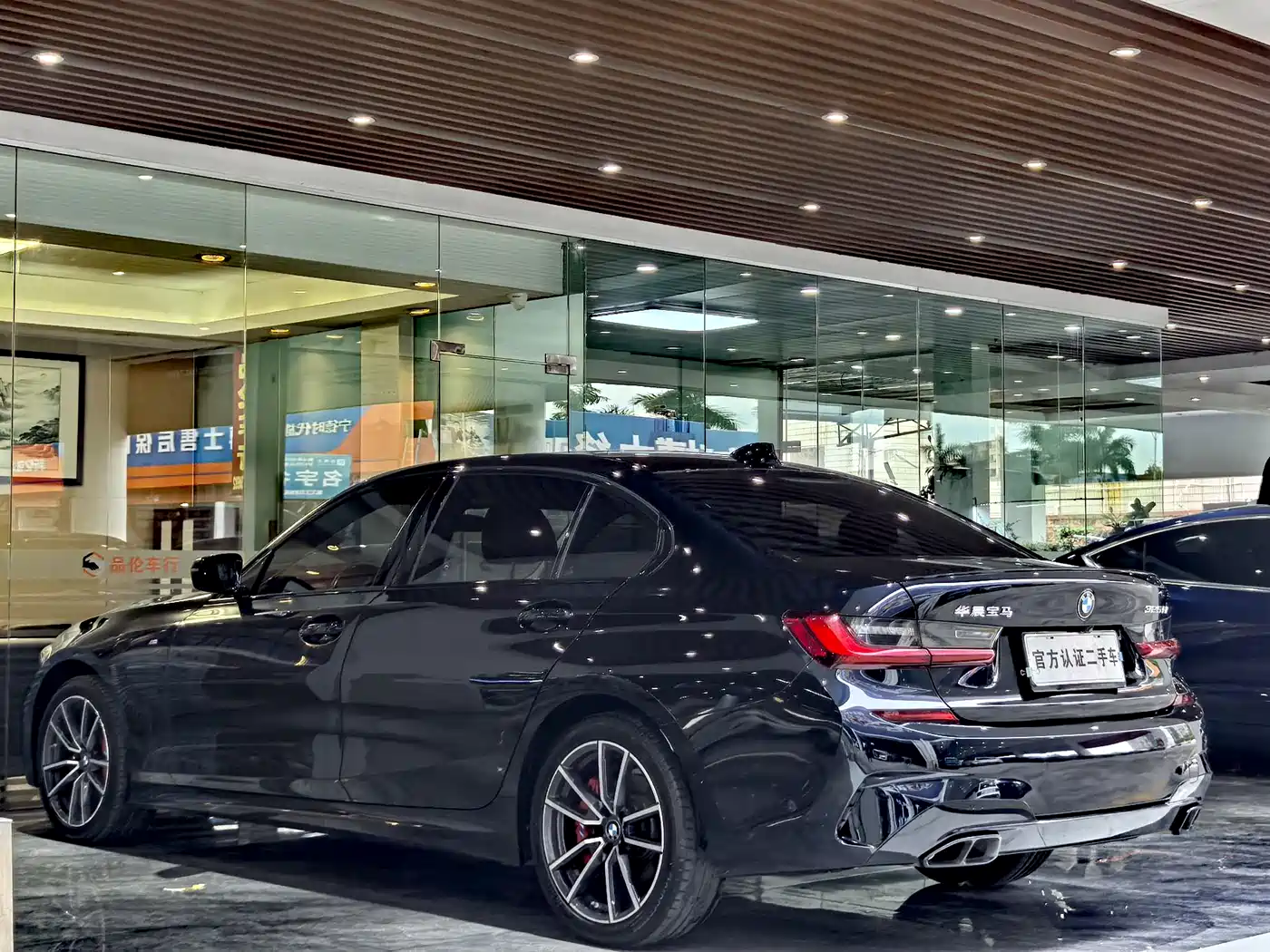 BMW 3-SERIES