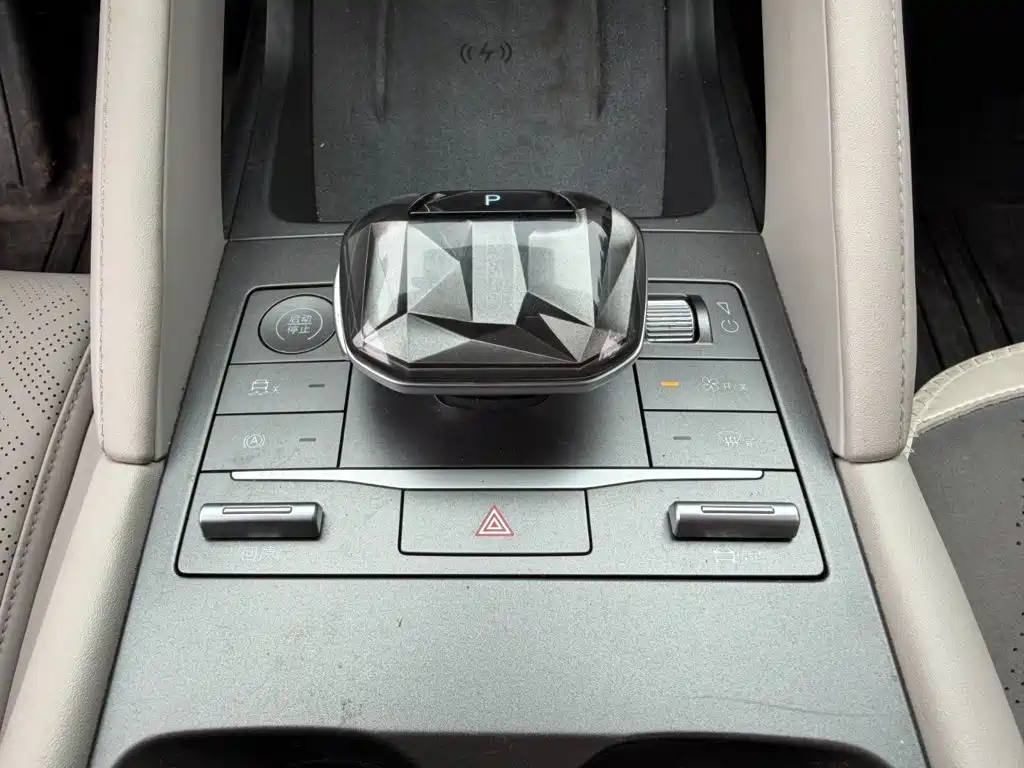 BYD Yuan UP 2024 2024 401KM Surpass Edition