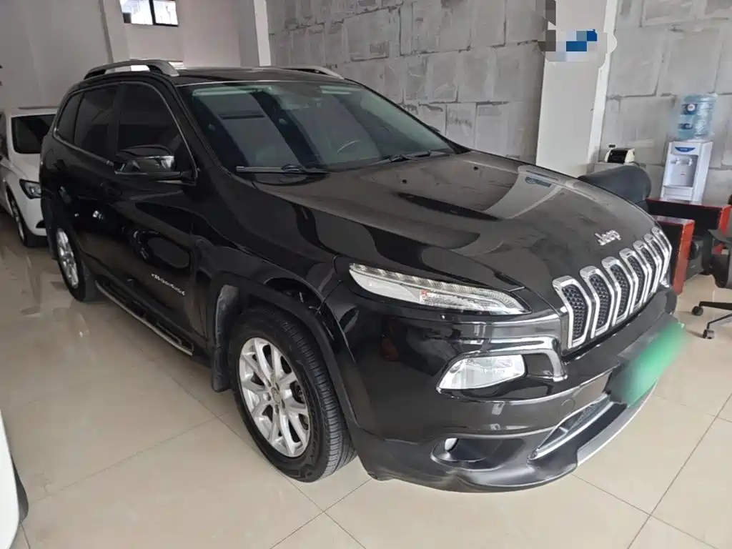 Jeep Cherokee 2018 2017 2.0L Superior Edition