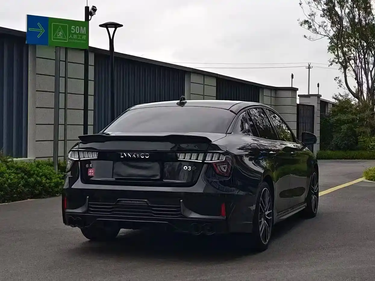 Lynk & Co 03 2022 03+ 2.0TD Auto Wind Rider Edition фото 9