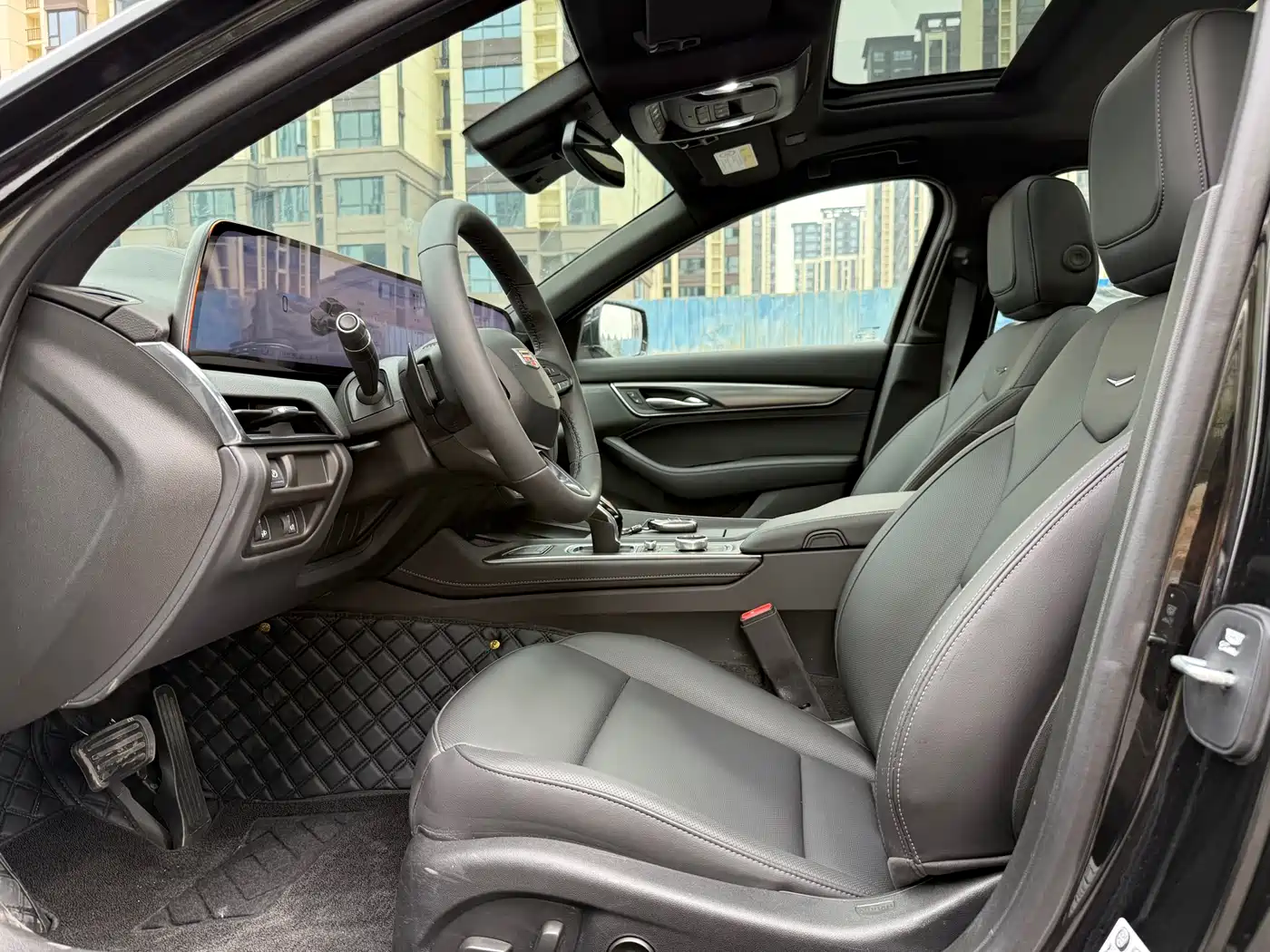 Cadillac CT5 2025 Model 28T Urban Sport Edition фото 5